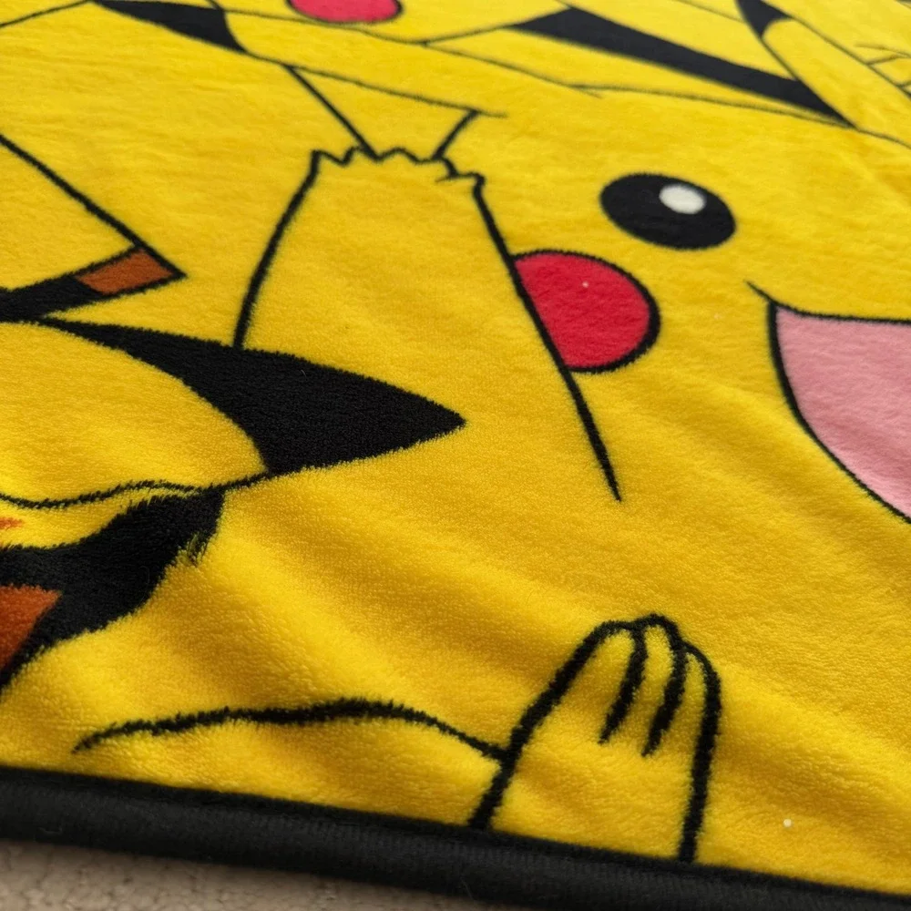 Pokemon Pikachu Bioworld Fleece Throw Blanket All Over Print Yellow Black 46x60
